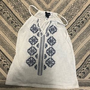 Wet seal white fancy tank top xs
